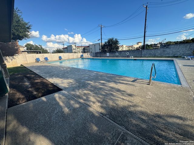 206 Mesa Loop, San Antonio, TX 78258