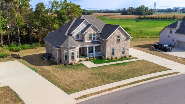 1121 Archibald Dr, Clarksville, TN 37040