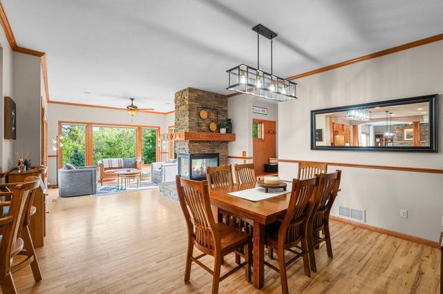 1106 Overlook Lane, Carver, MN 55315