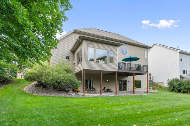 1106 Overlook Lane, Carver, MN 55315