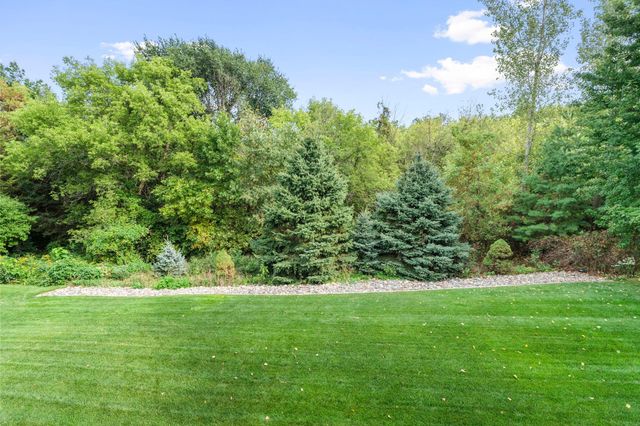 1106 Overlook Lane, Carver, MN 55315