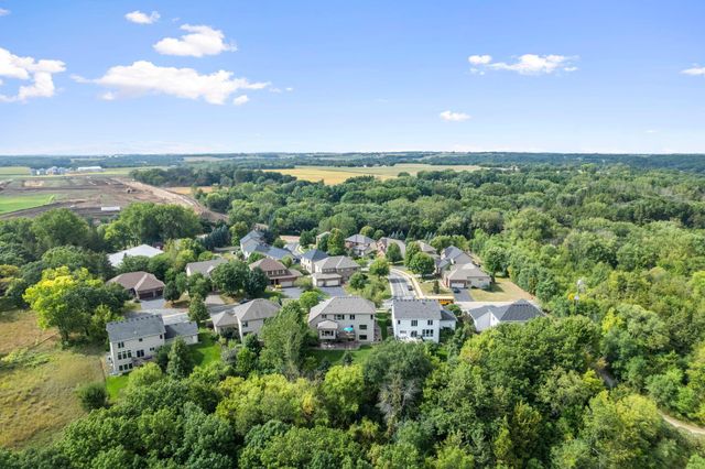1106 Overlook Lane, Carver, MN 55315