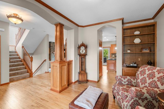 1106 Overlook Lane, Carver, MN 55315