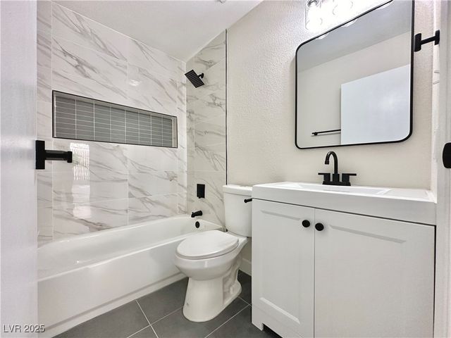 4777 Via Renaldo, Las Vegas, NV 89103