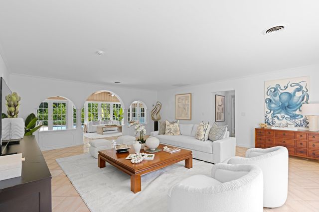 257 Fairview Road, Palm Beach, FL 33480