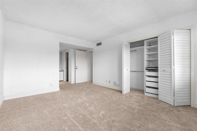535 Oaks Drive 508, Pompano Beach, FL 33069