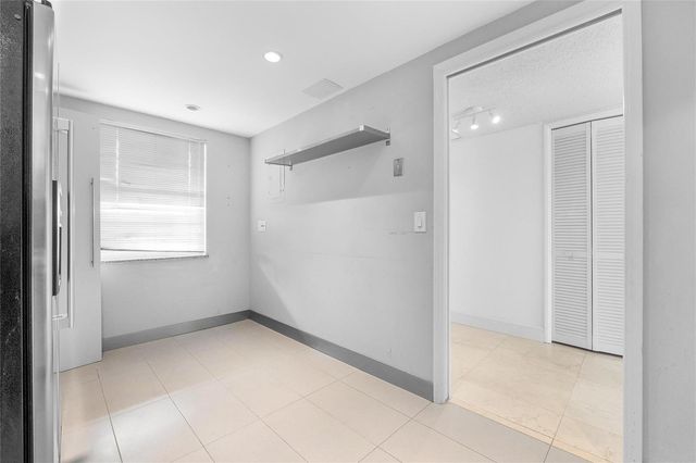 535 Oaks Drive 508, Pompano Beach, FL 33069