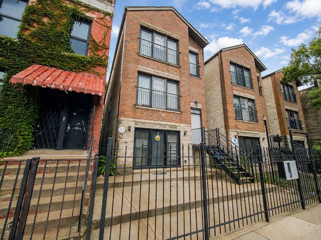 1632 S Homan Avenue, Chicago, IL 60623