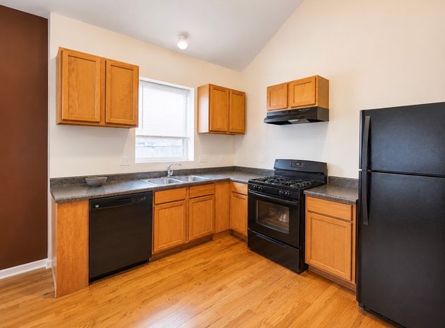 1632 S Homan Avenue, Chicago, IL 60623