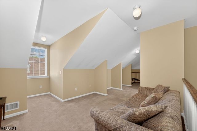 21 Samson Dr, Raritan Twp., NJ 08822