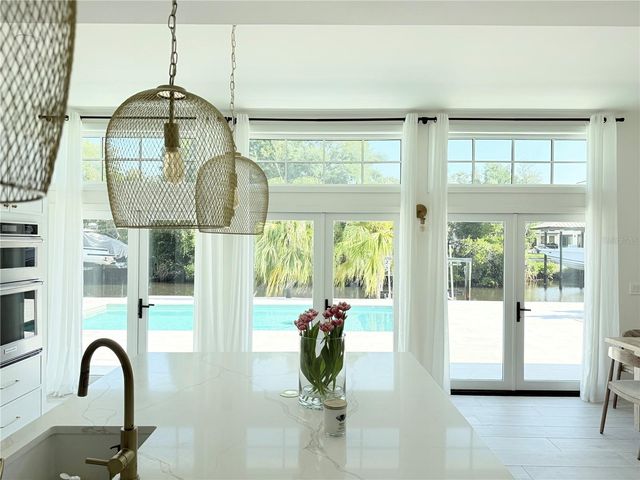 797 45TH AVENUE NE, St Petersburg, FL 33703