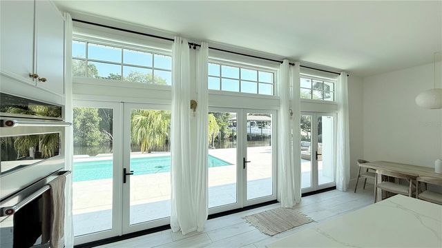 797 45TH AVENUE NE, St Petersburg, FL 33703