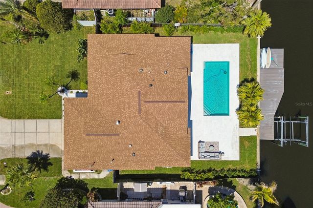 797 45TH AVENUE NE, St Petersburg, FL 33703