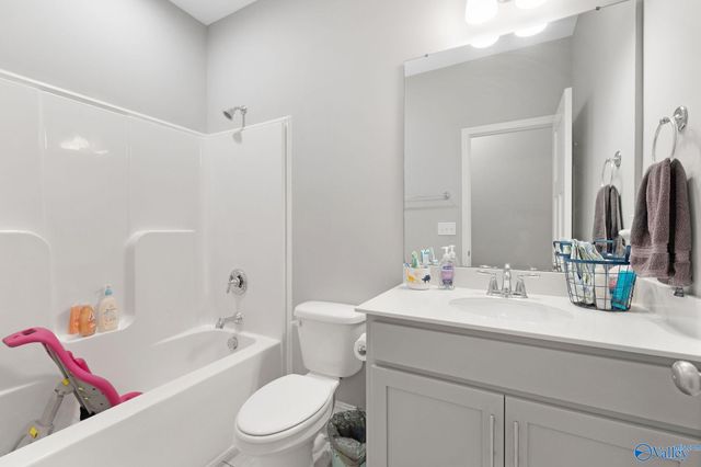 217 Willow Bank Circle, Decatur, AL 35603