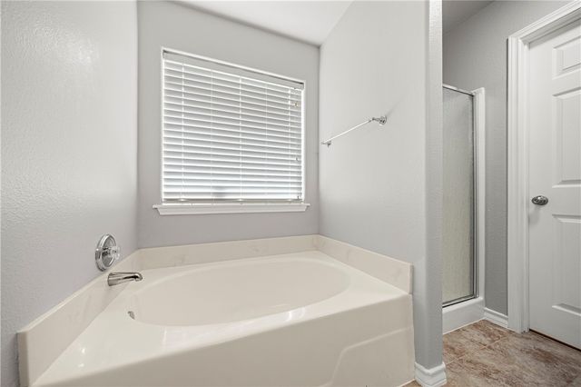 2000 Westwood Dr, Portland, TX 78374