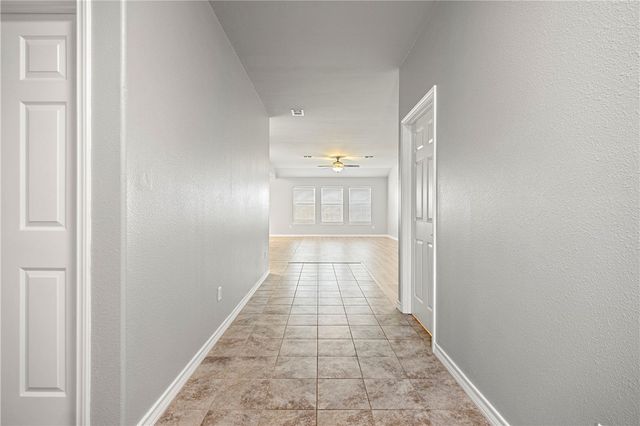 2000 Westwood Dr, Portland, TX 78374