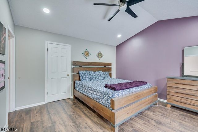 216 Amethyst Way, Franklin Twp., NJ 08823