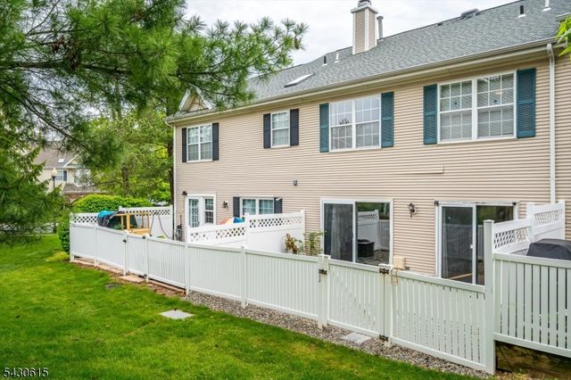216 Amethyst Way, Franklin Twp., NJ 08823