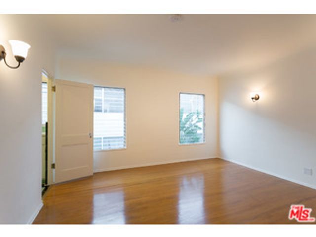 8434 BLACKBURN Avenue, Los Angeles, CA 90048