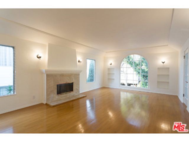 8434 BLACKBURN Avenue, Los Angeles, CA 90048