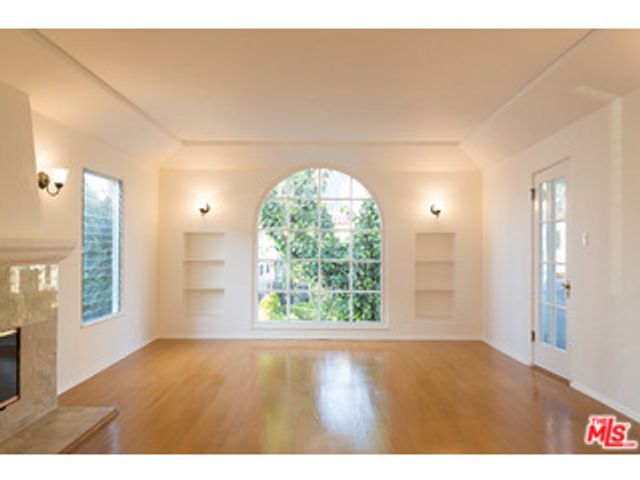 8434 BLACKBURN Avenue, Los Angeles, CA 90048