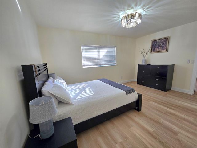 7610 NW 1st St 203, Margate, FL 33063
