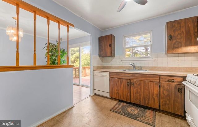 498 VALLEYWOOD RD, Millersville, MD 21108