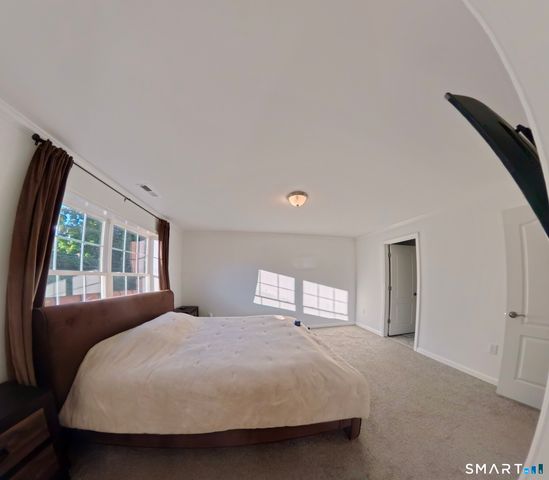 156 Dayton Road, Bridgeport, CT 06606
