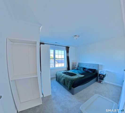 156 Dayton Road, Bridgeport, CT 06606