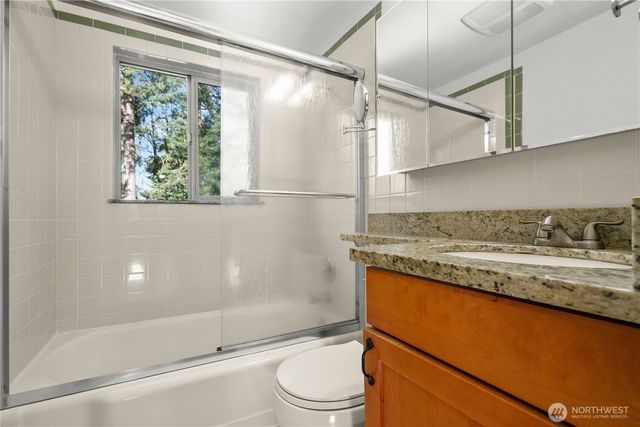 16253 13th Avenue SW, Burien, WA 98166