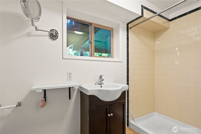 16253 13th Avenue SW, Burien, WA 98166