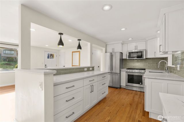 16253 13th Avenue SW, Burien, WA 98166