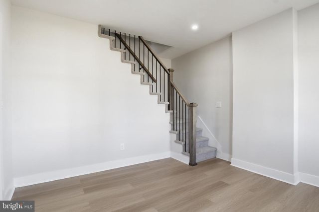 1026 W 5TH ST, Florence, NJ 08518