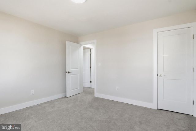 1026 W 5TH ST, Florence, NJ 08518