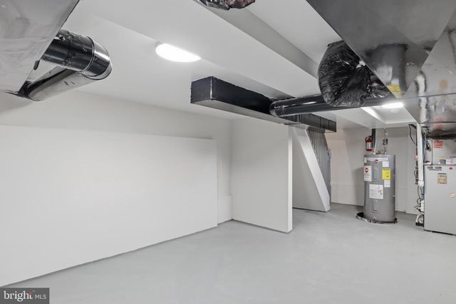 1026 W 5TH ST, Florence, NJ 08518