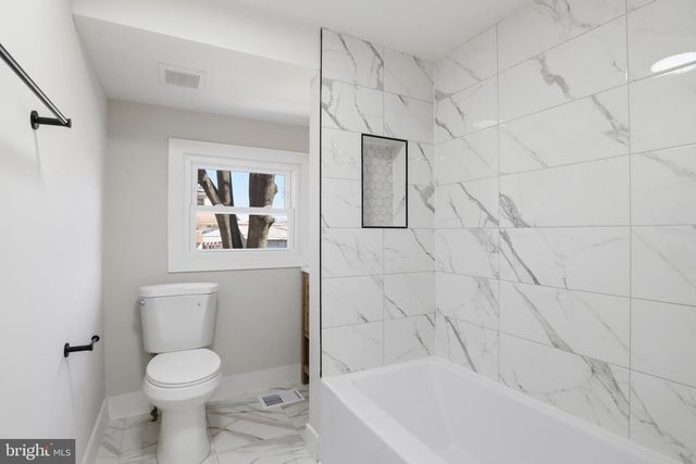 1026 W 5TH ST, Florence, NJ 08518