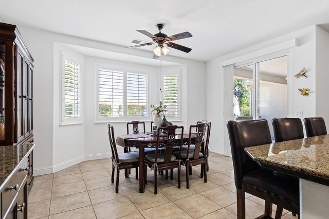 3863 Serena Avenue, Clovis, CA 93619