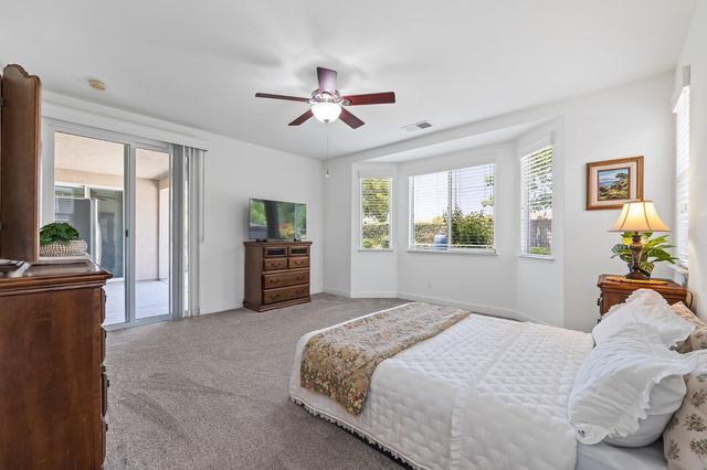 3863 Serena Avenue, Clovis, CA 93619