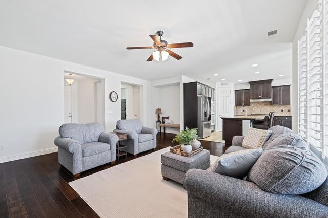 3863 Serena Avenue, Clovis, CA 93619