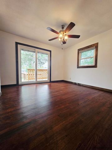 5041 GREYBULL AVE, Cheyenne, WY 82009