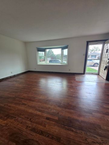 5041 GREYBULL AVE, Cheyenne, WY 82009