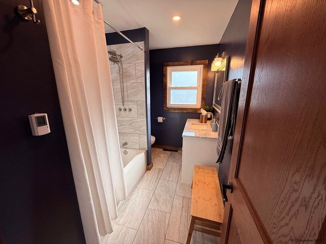 5041 GREYBULL AVE, Cheyenne, WY 82009