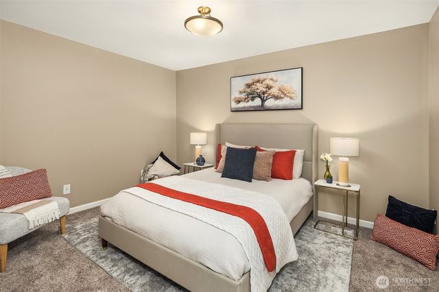 6240 NE 204th Place, Kenmore, WA 98028