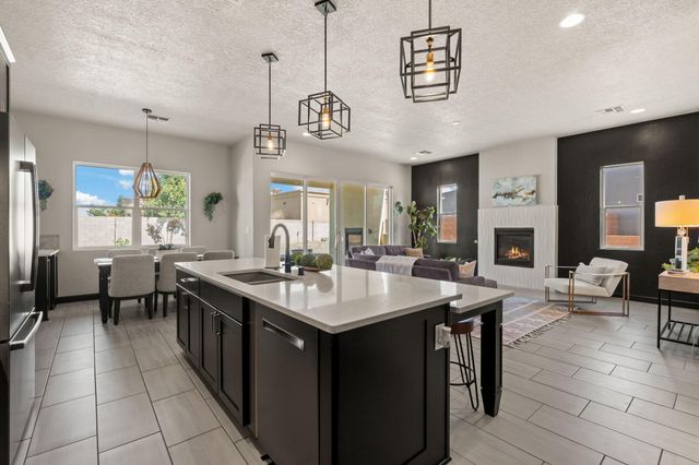 2416 Nugget Street SE, Rio Rancho, NM 87124