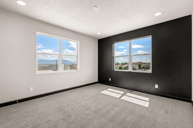 2416 Nugget Street SE, Rio Rancho, NM 87124