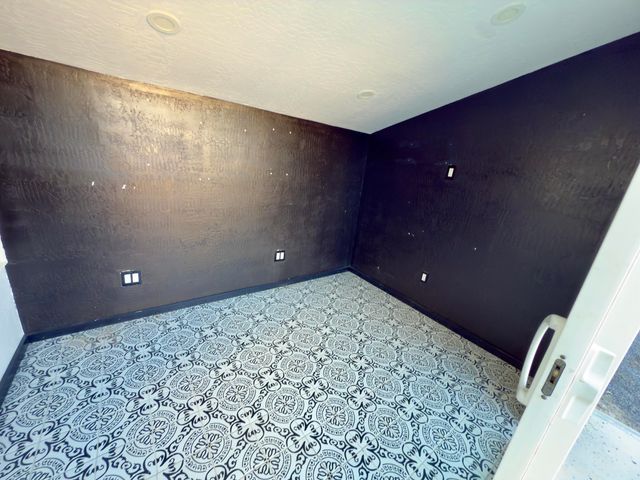 2416 Nugget Street SE, Rio Rancho, NM 87124