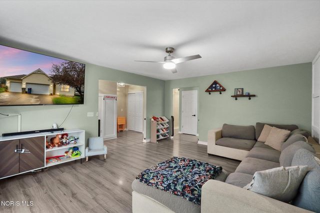 1902 Allendale Drive, Toledo, OH 43611