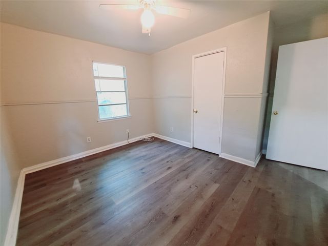 3831 Castle Hills Drive, Dallas, TX 75241