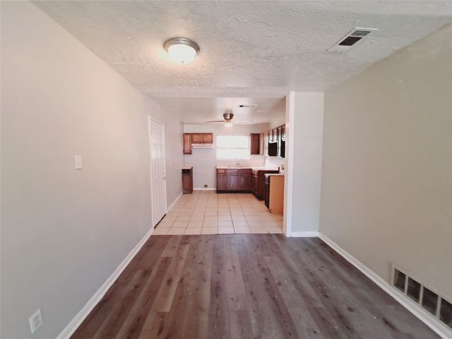 3831 Castle Hills Drive, Dallas, TX 75241