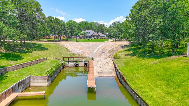 160 September Drive, Streetman, TX 75859